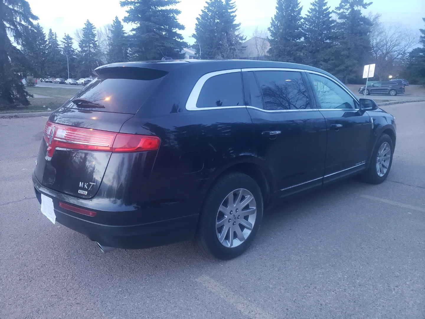 2013 Lincoln MKT image indicator(5)