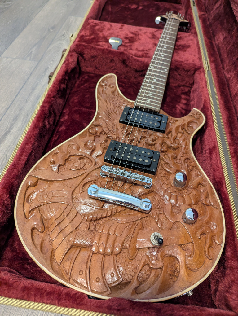 Unique Dragon Carve Electric Guitar with Hard Case - photo 2