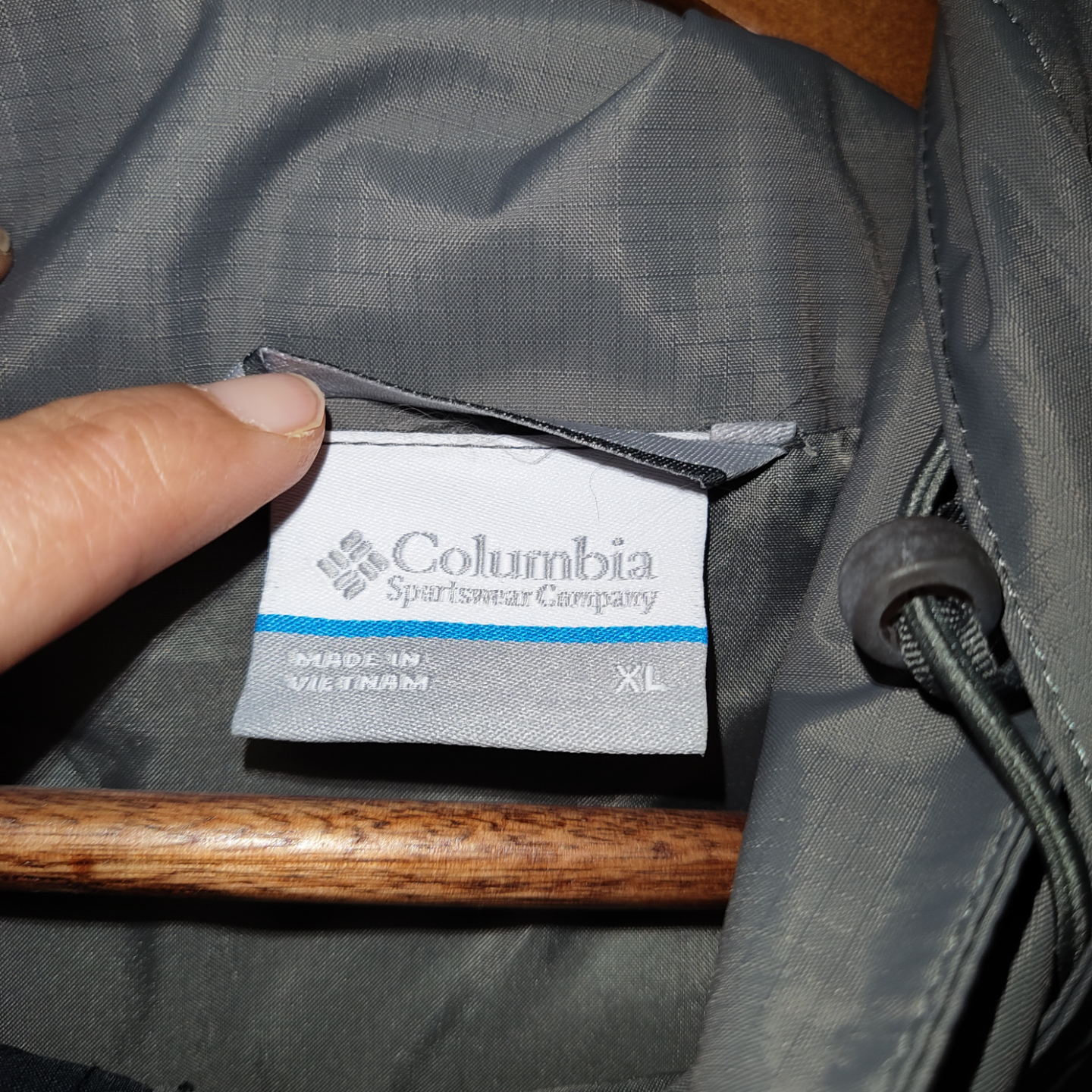 Columbia Sportswear Company Women's Rain Jacket - Size XL - photo 5