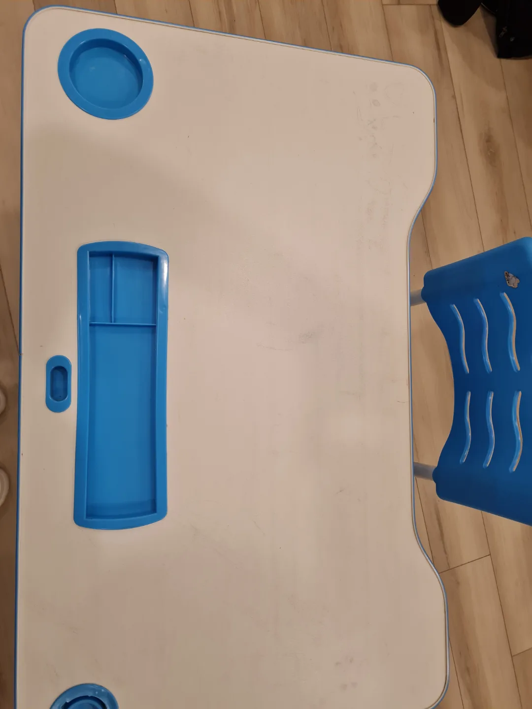 #freecycle Adjustable Study Desk and Chair Set - image indicator(8)