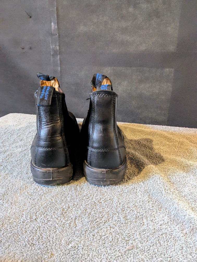 Black Leather Blundstone Chelsea Boots - photo 3