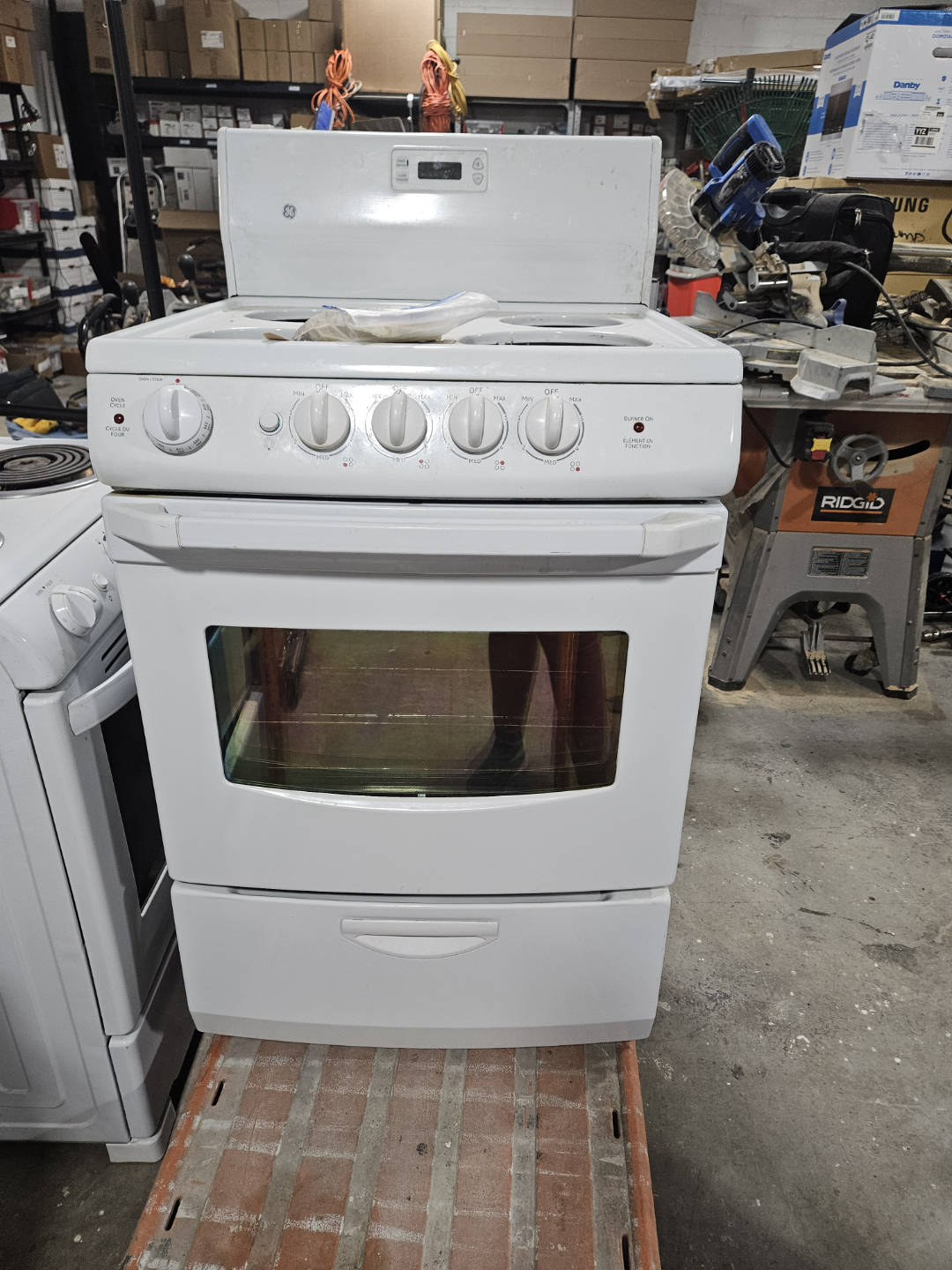 White Freestanding Electric Range