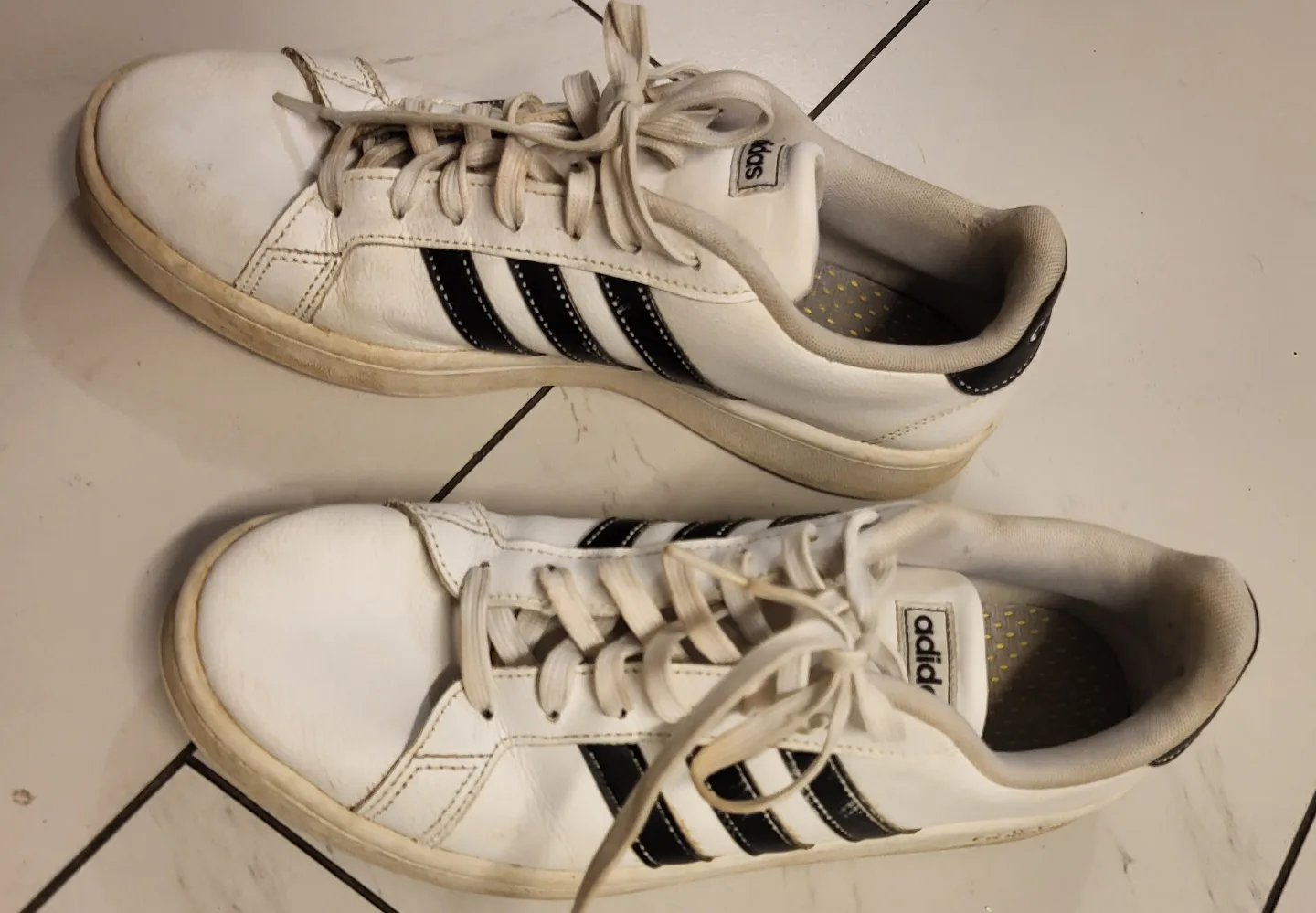 Adidas Grand Court White Black Sneakers 10.5 image indicator(3)