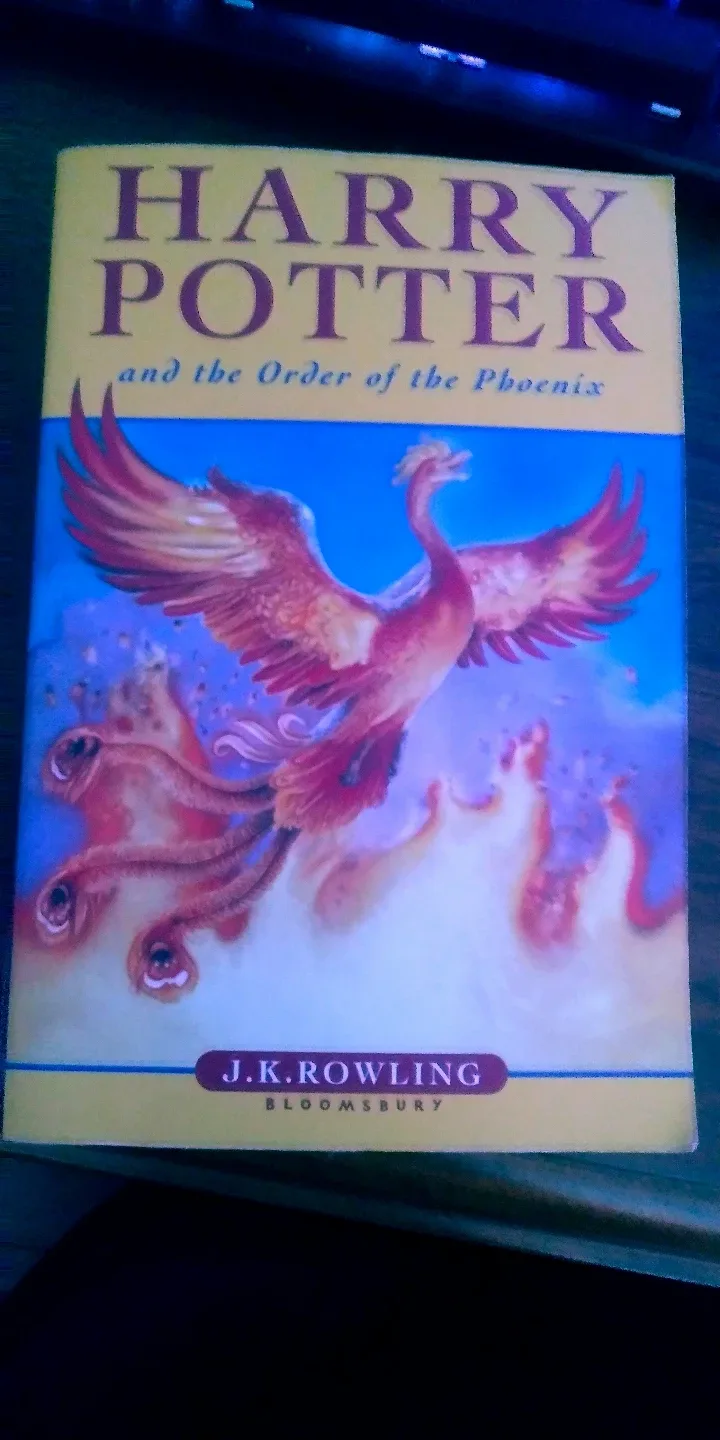 Harry Potter and the Order of the Phoenix - Bloomsbury Paperback thumbnail