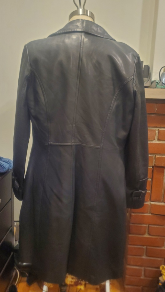 Danier leather Jacket Size Small - photo 5
