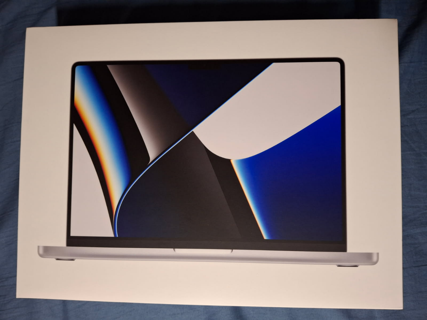 MacBook Pro Box