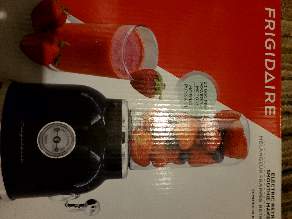 Frigidaire Retro Electric smoothie maker - photo 2