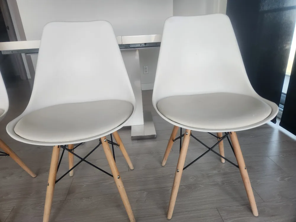 Eiffel stylish Dinning Chairs with Cushion - White/ Natural image indicator(4)