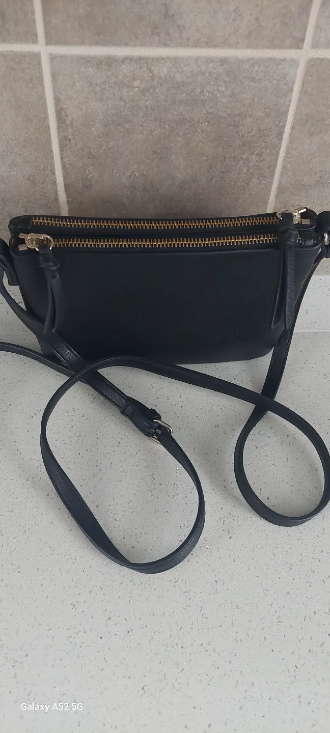 Black Leather Crossbody Bag image indicator(2)