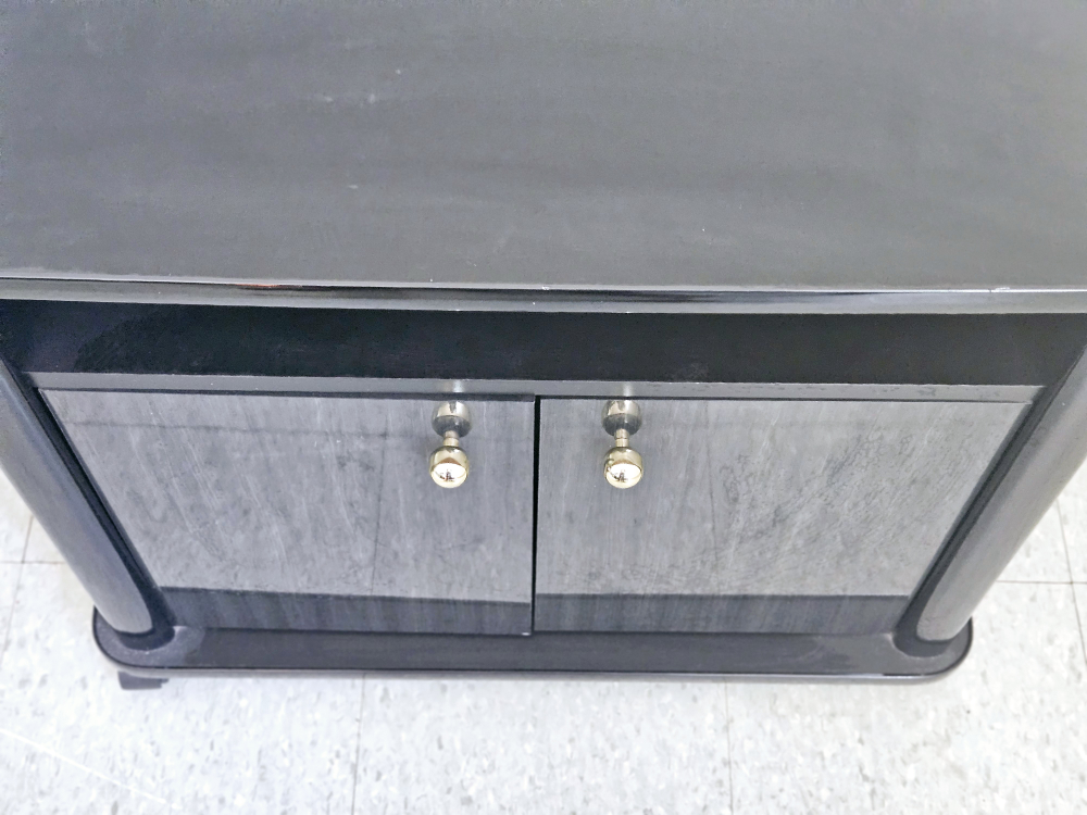 Black Wooden TV Stand On Wheels💚 - photo 4