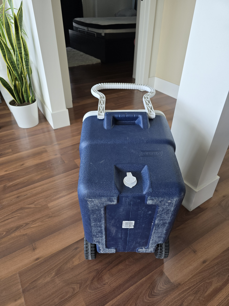 Coleman Rolling Cooler - photo 3