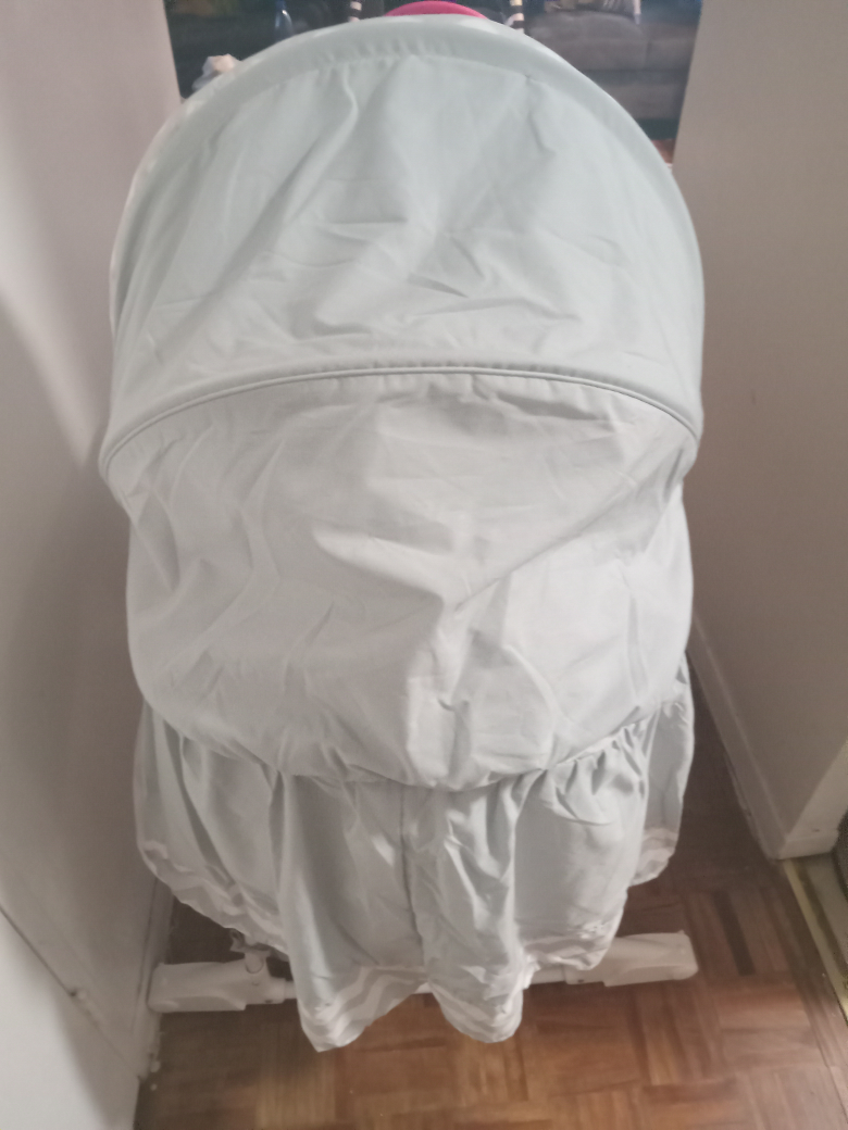 Baby Bassinet with Storage - photo 5