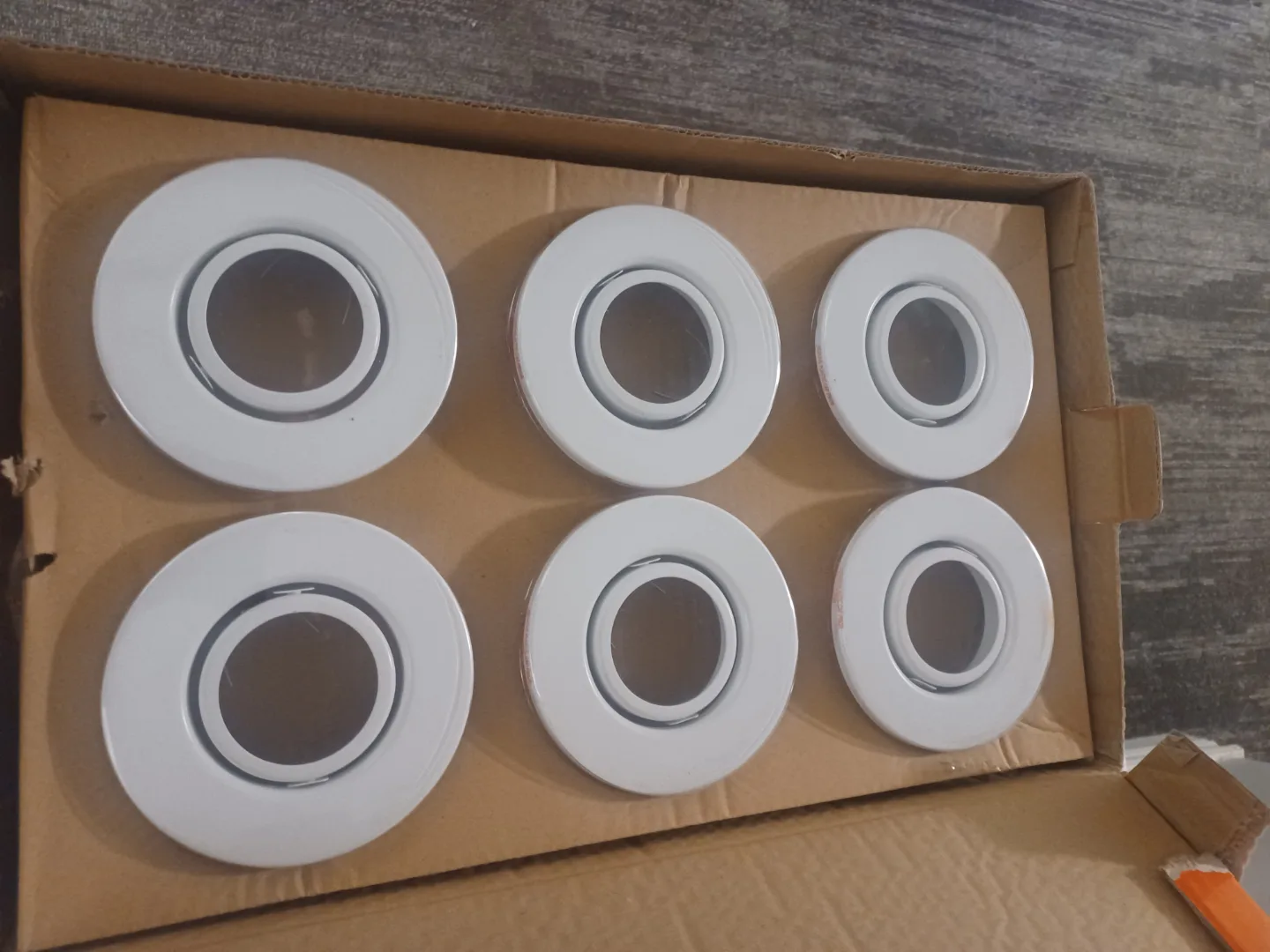 6x New  Halo PRO Series Recessed Lighting Trim Kits image indicator(3)