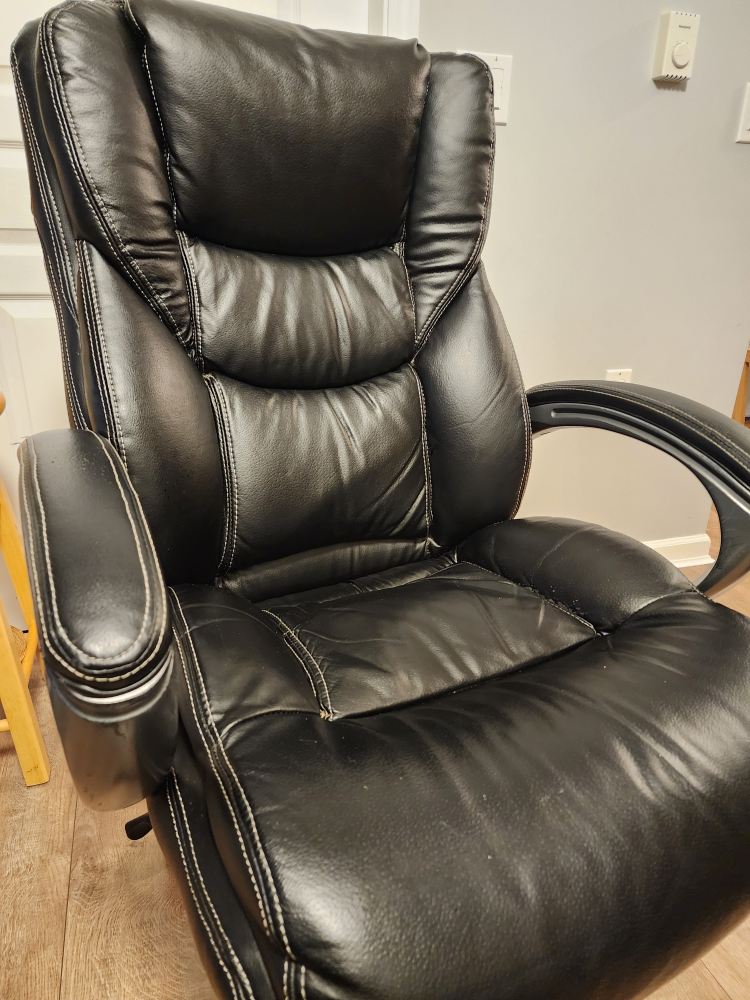 Lane Office Chair - Black Faux Leather Executive Swivel Chair - photo 2