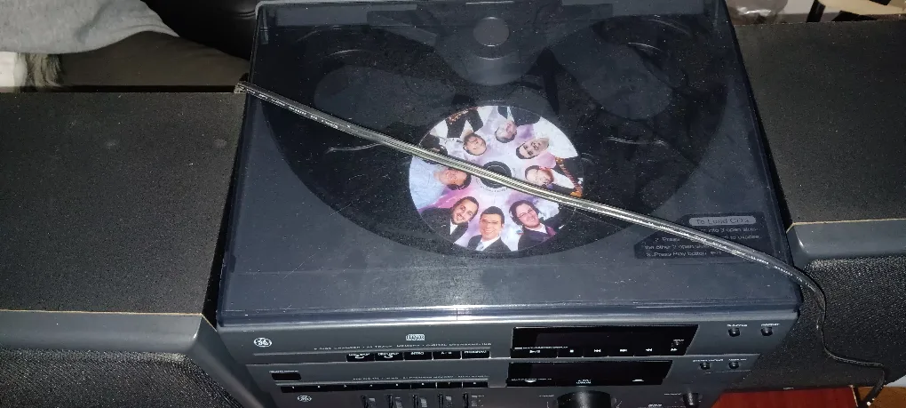 Vintage JVC Stereo System with CD Player image indicator(4)