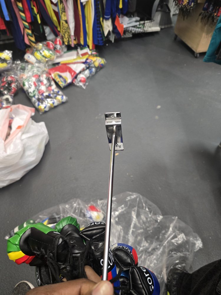 peg hooks for slatwall
