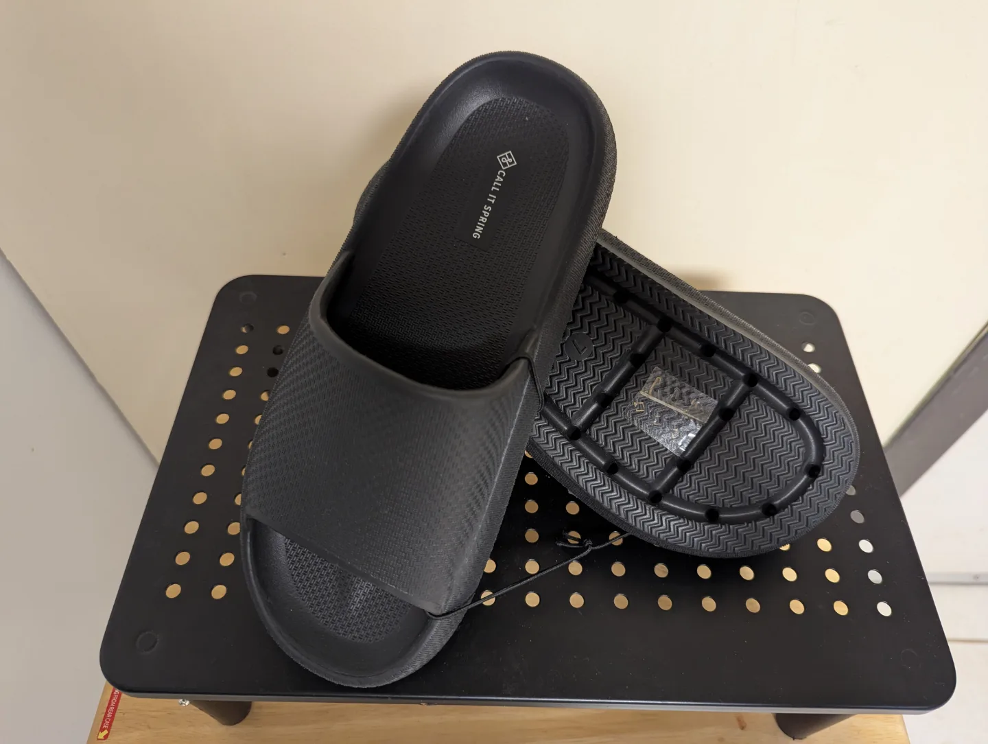 Slip On Sandals/Slides ~ *NEW* image indicator(3)