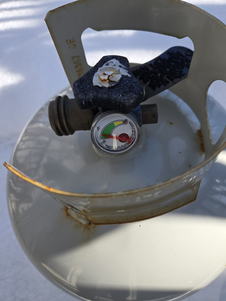 20lb propane tank - photo 2