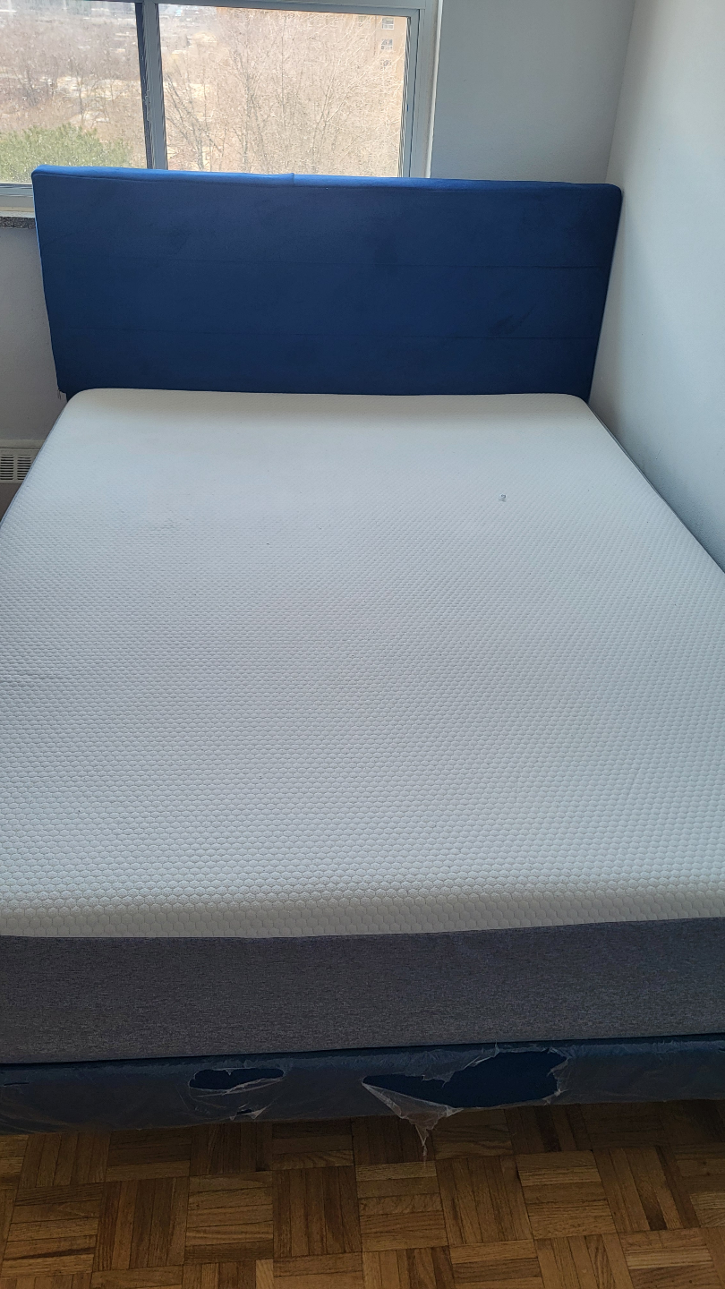 Queen Mattress and Frame Set - Blue Velvet Headboard - photo 4