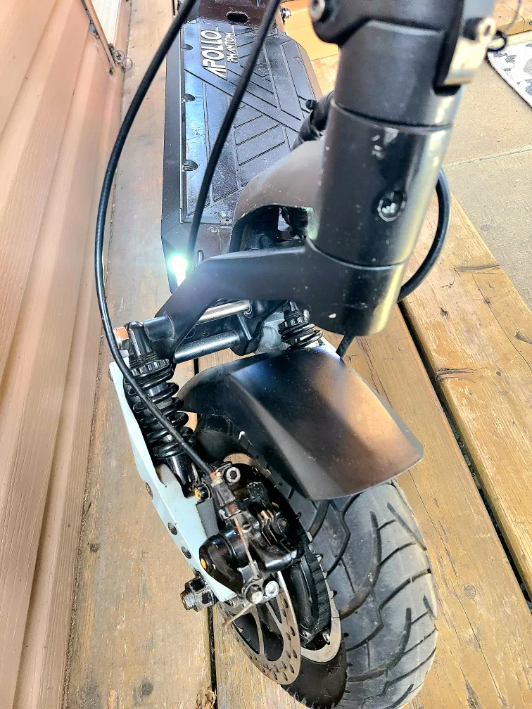 🇨🇦 Apollo Phantom V2  - 70km /h FIRM PRICE image indicator(3)