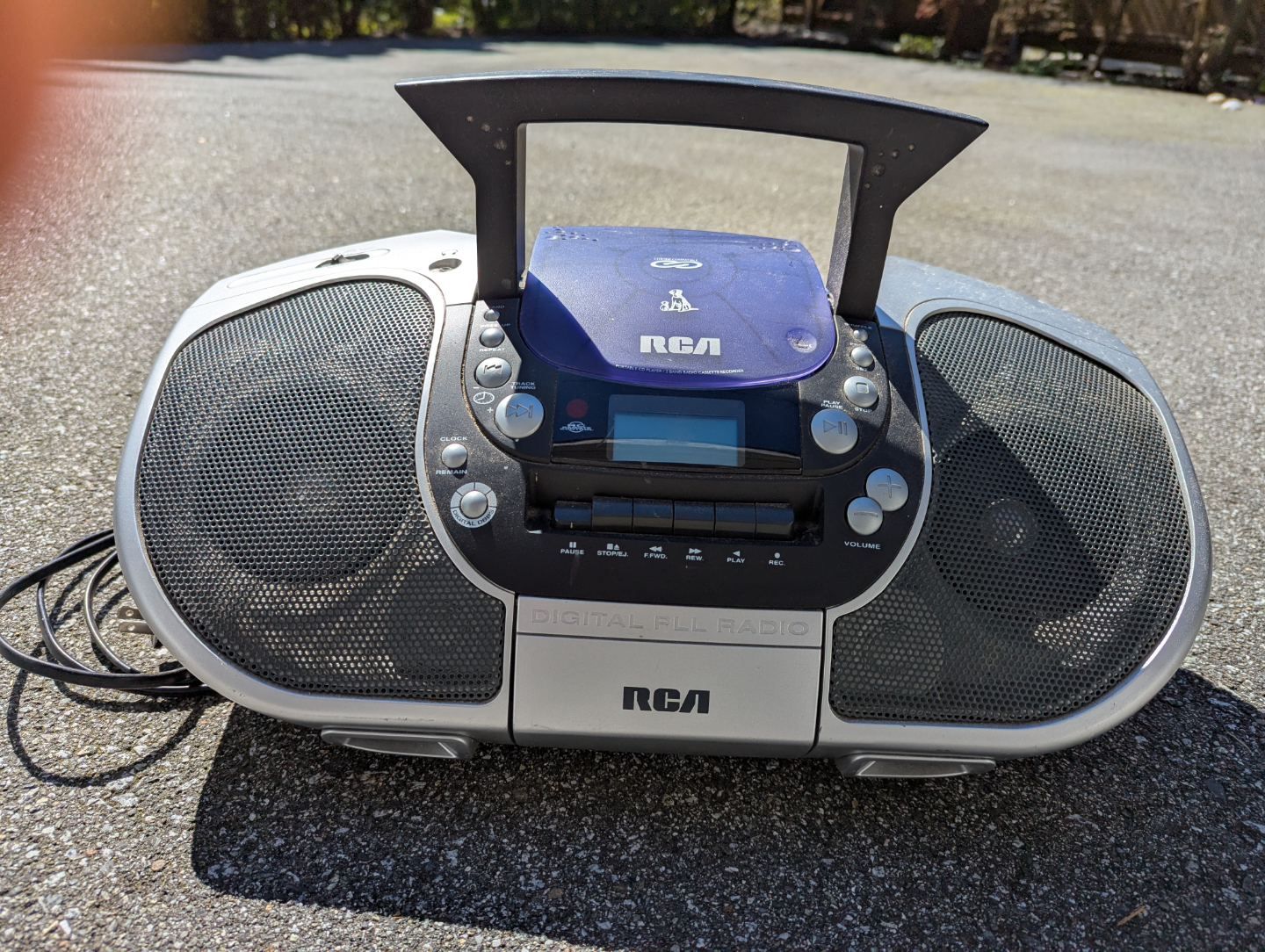 RCA Digital PLL Radio Boombox💚 - photo 2