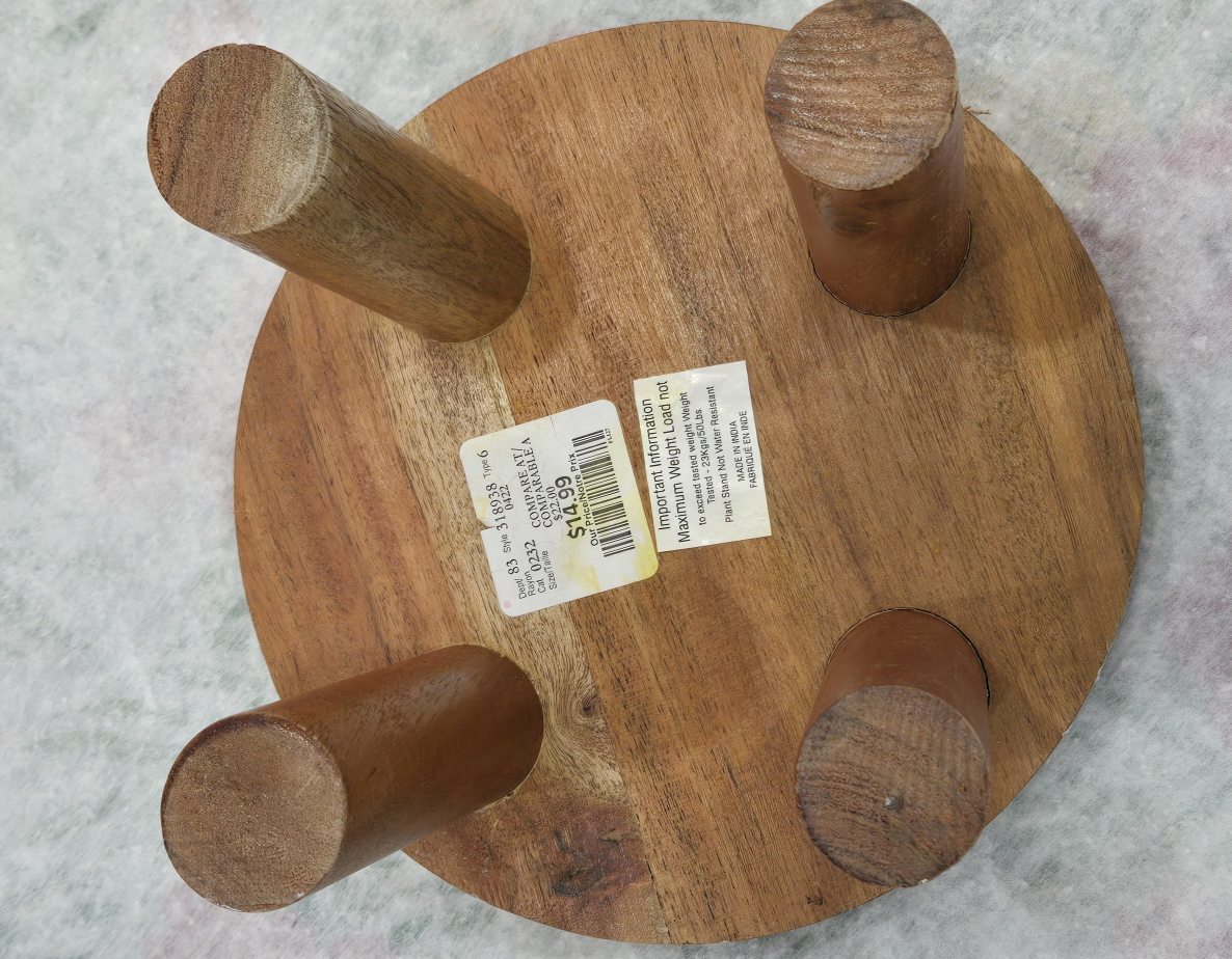 Small Wooden Stand - photo 3