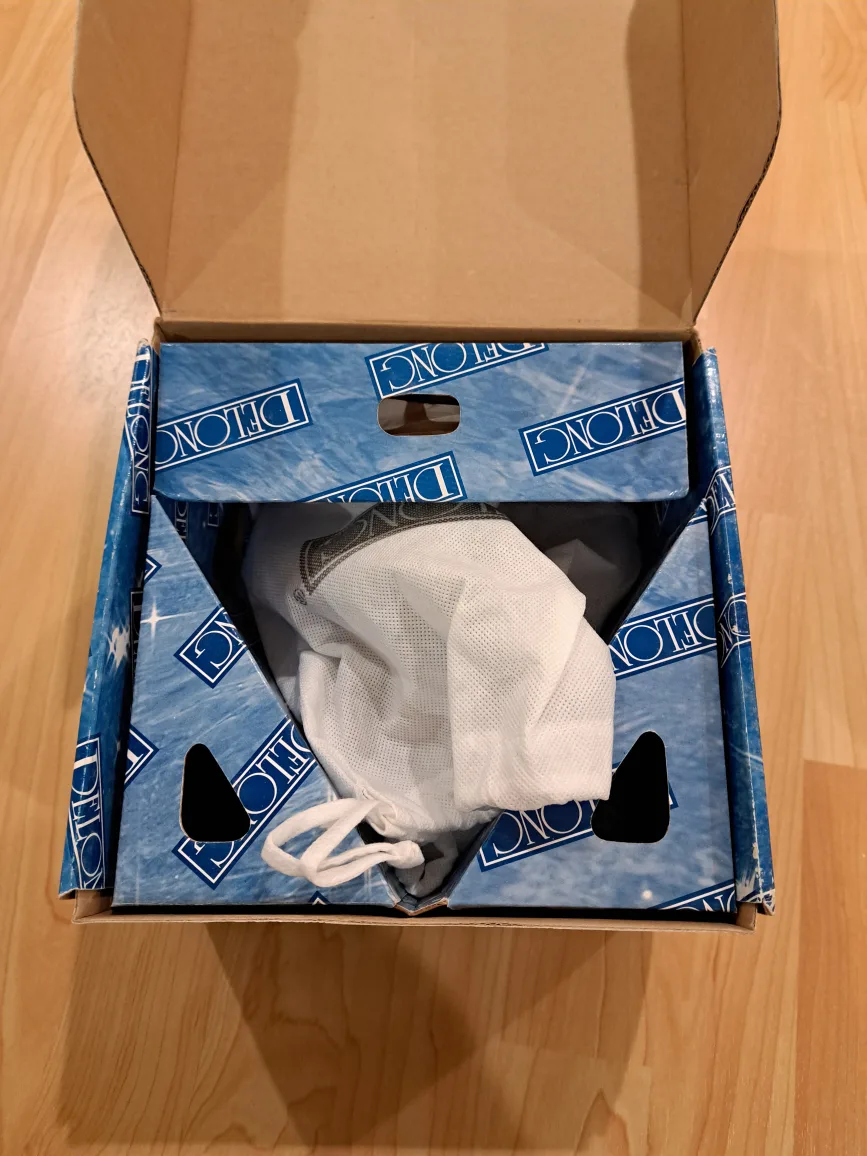 Delong Chrome Two-Handle Lavatory Faucet image indicator(5)