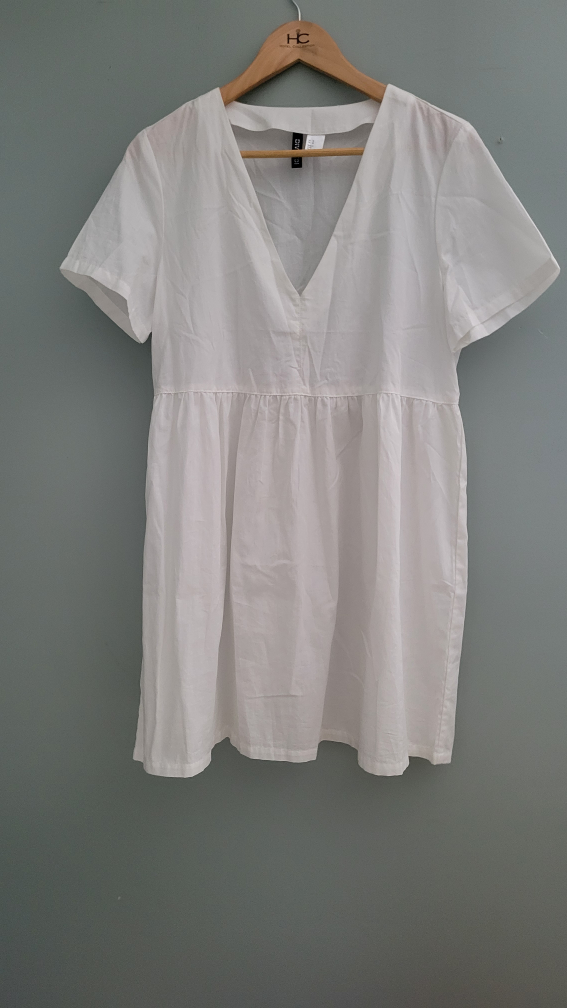 Like New White Babydoll Dress H&M Size Medium