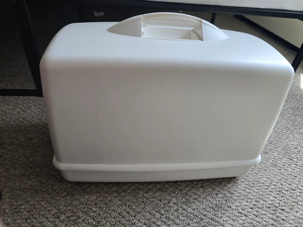 💚♻️Singer Heavy Duty Sewing Machine with Hard Case image indicator(2)