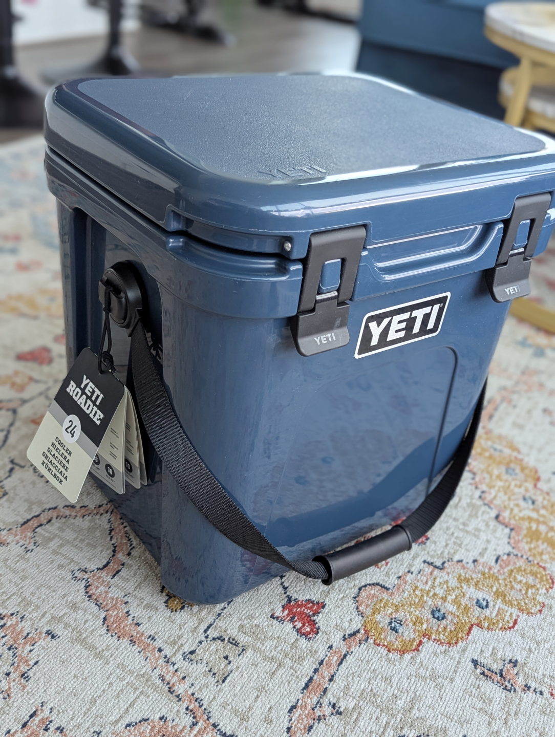 YETI Roadie 24 Cooler - Navy BRAND NEW