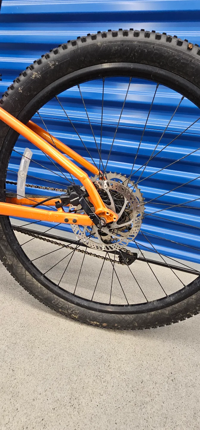 Trek Marlin 6 Gen 2 Mountain Bike (XS Frame) image indicator(4)