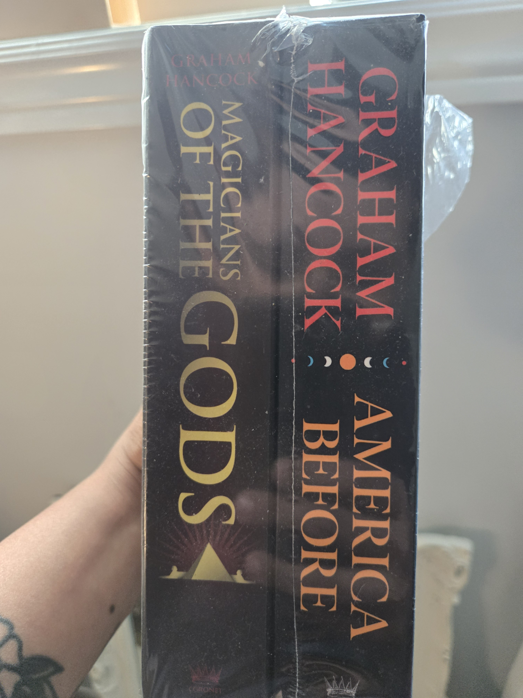 Graham Hancock 2 Books Collection Set - photo 2