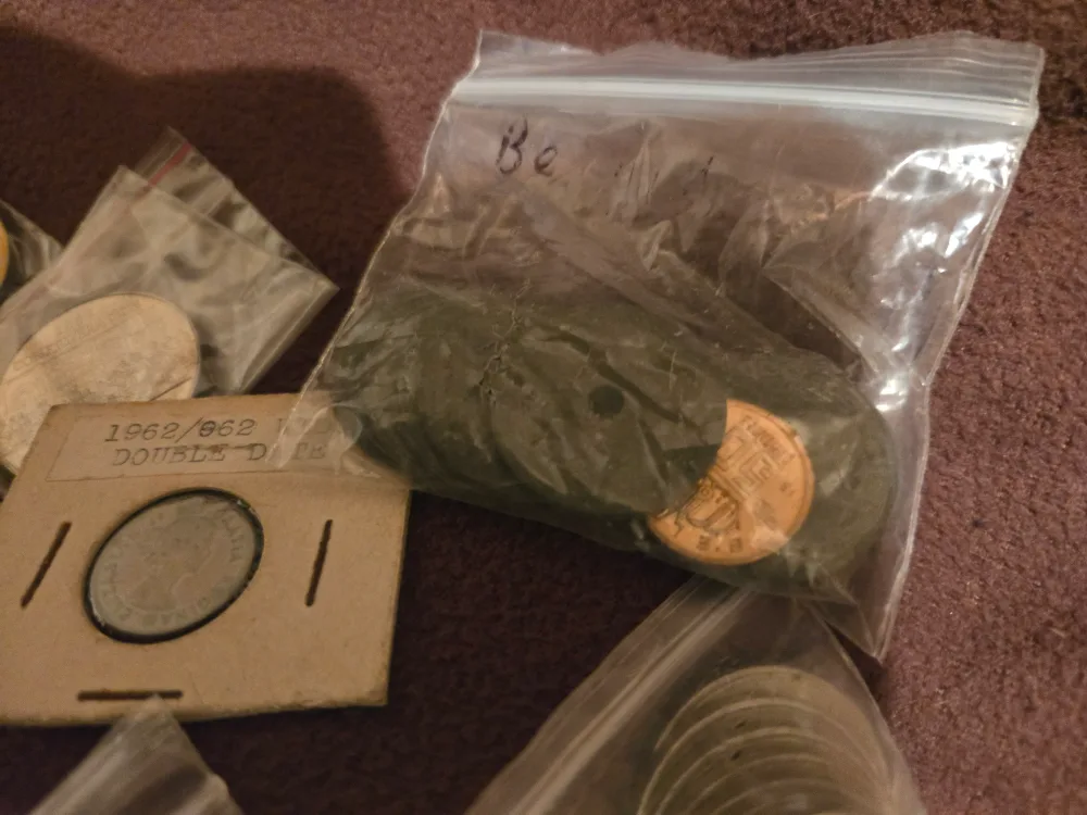 Large Coin Collection - Various Countries and Years image indicator(5)