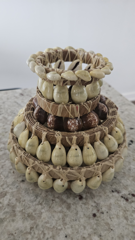 Seashell Decorative Tabletop Piece, from the Pacific Islands - photo 4