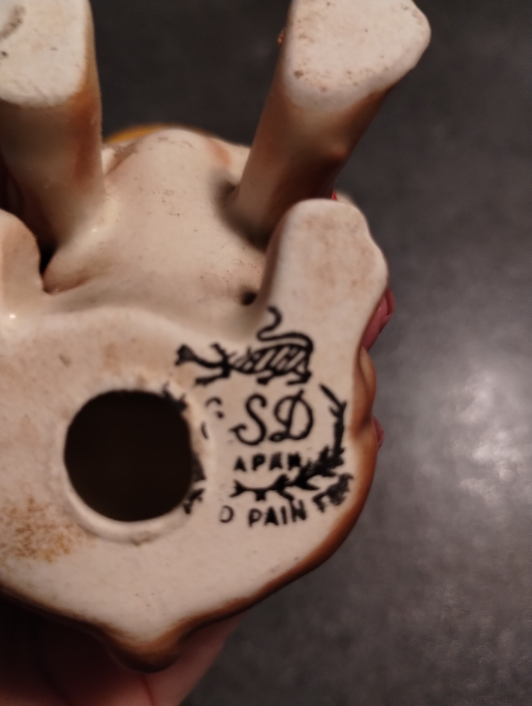 Vintage Ceramic Chihuahua Figurine in Sombrero - photo 2