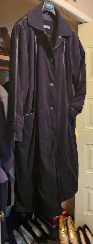 Addition Elle Women's Long Black Coat - Size 18 image indicator(5)