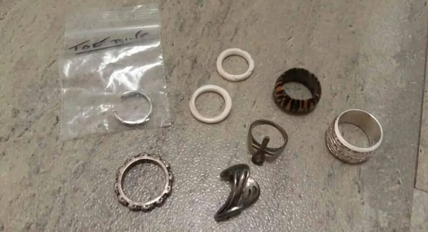 Earrings and Rings Lot Jewelry Costume Random image indicator(8)