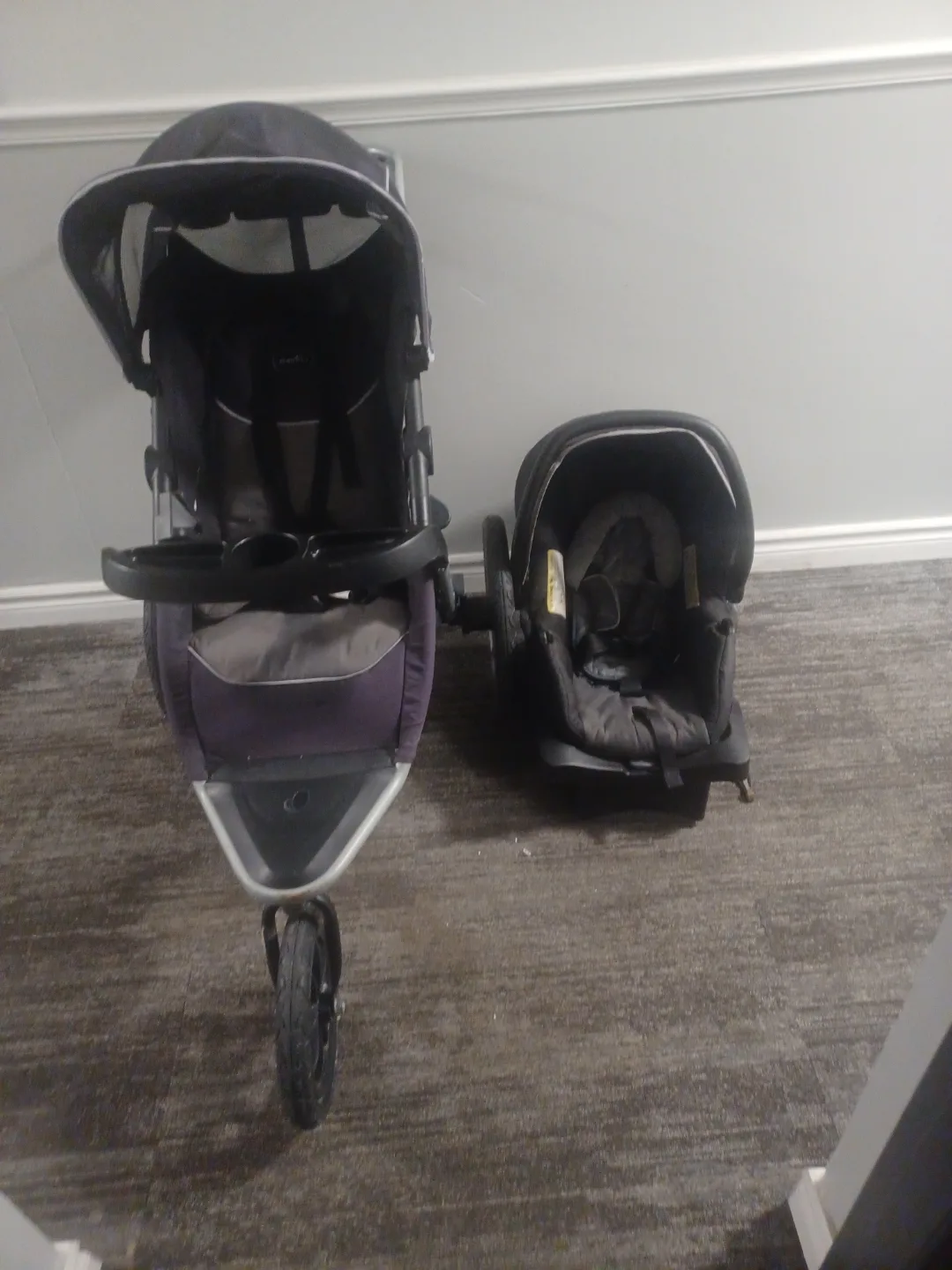 Evenflo Pivot X stroller and infant car seat image indicator(2)