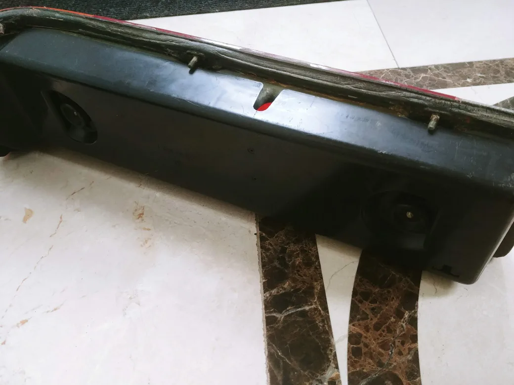 W116 Mercedes Benz OEM  tail lights image indicator(7)