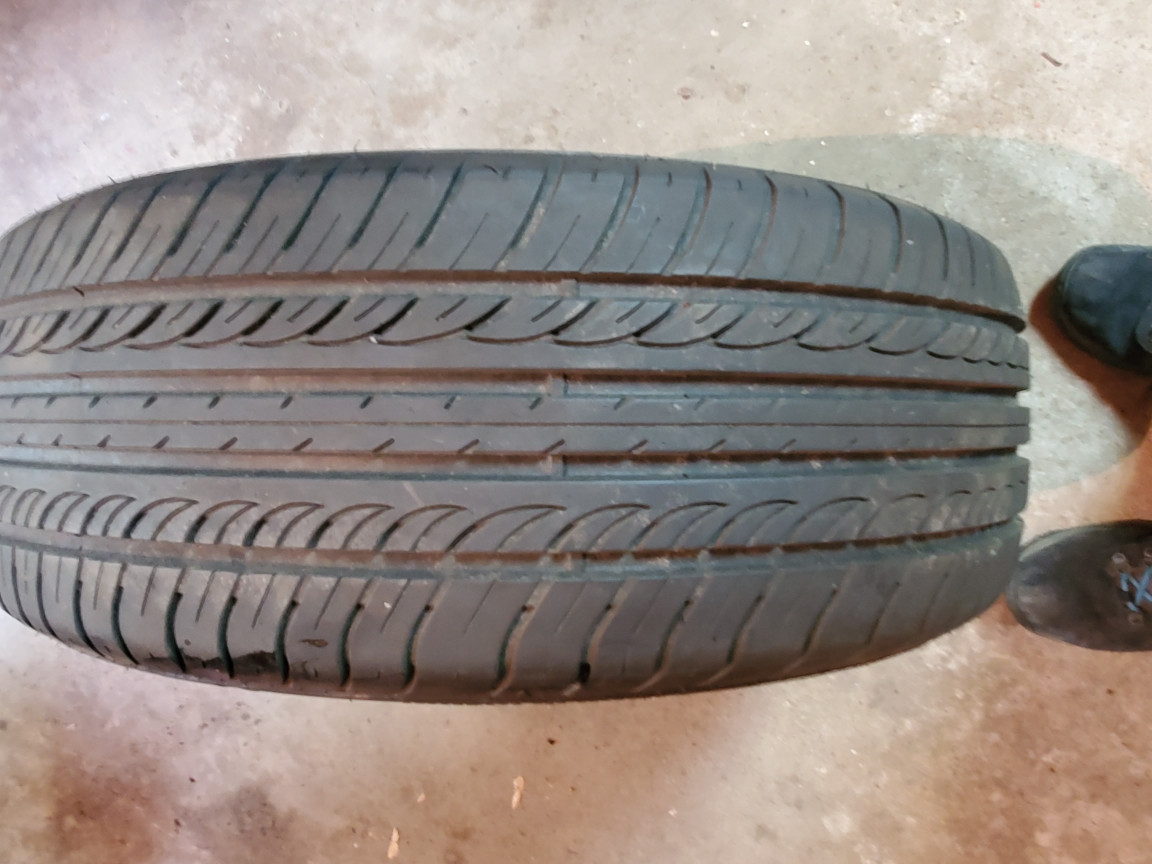 Used 225/60R16 Compasal All-Season Tires