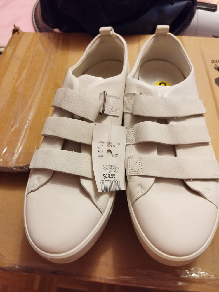 Ecco Women's White Leather Sneakers Size 6 - photo 4