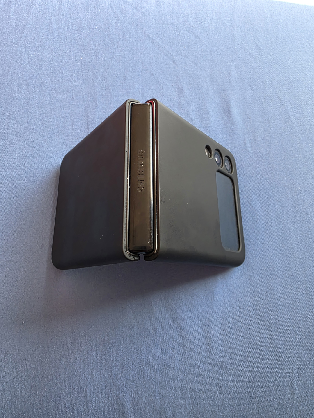 Samsung Galaxy Z Flip 3 - photo 2