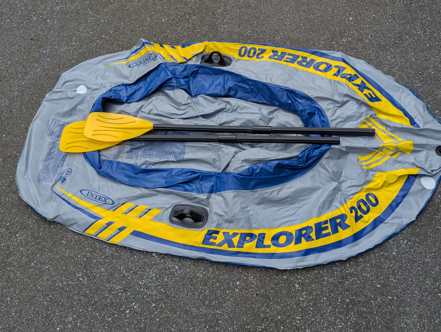 Intex Explorer 200 Inflatable Boat with Oars💚