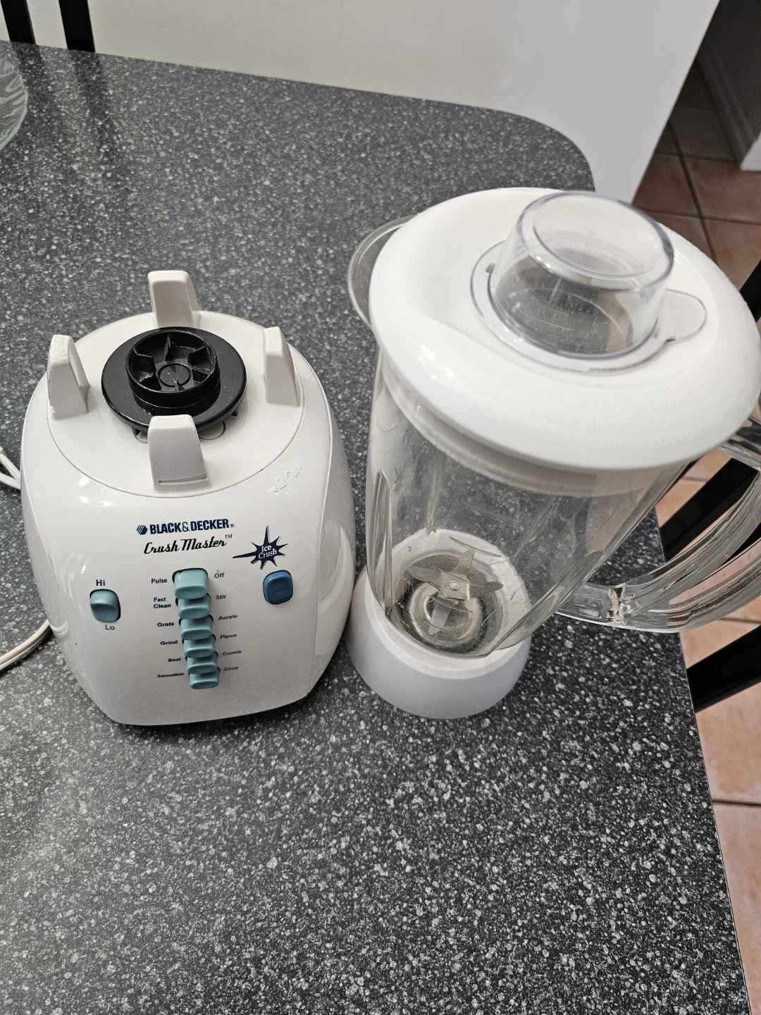 Black & Decker Crush Master Blender image indicator(5)