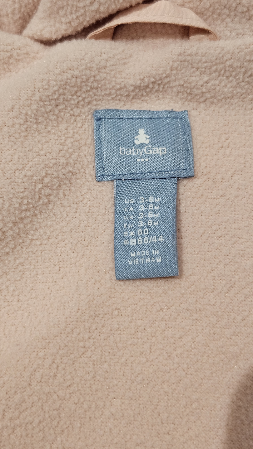 Only Pink snowsuit is available. (Baby Gap) - photo 5