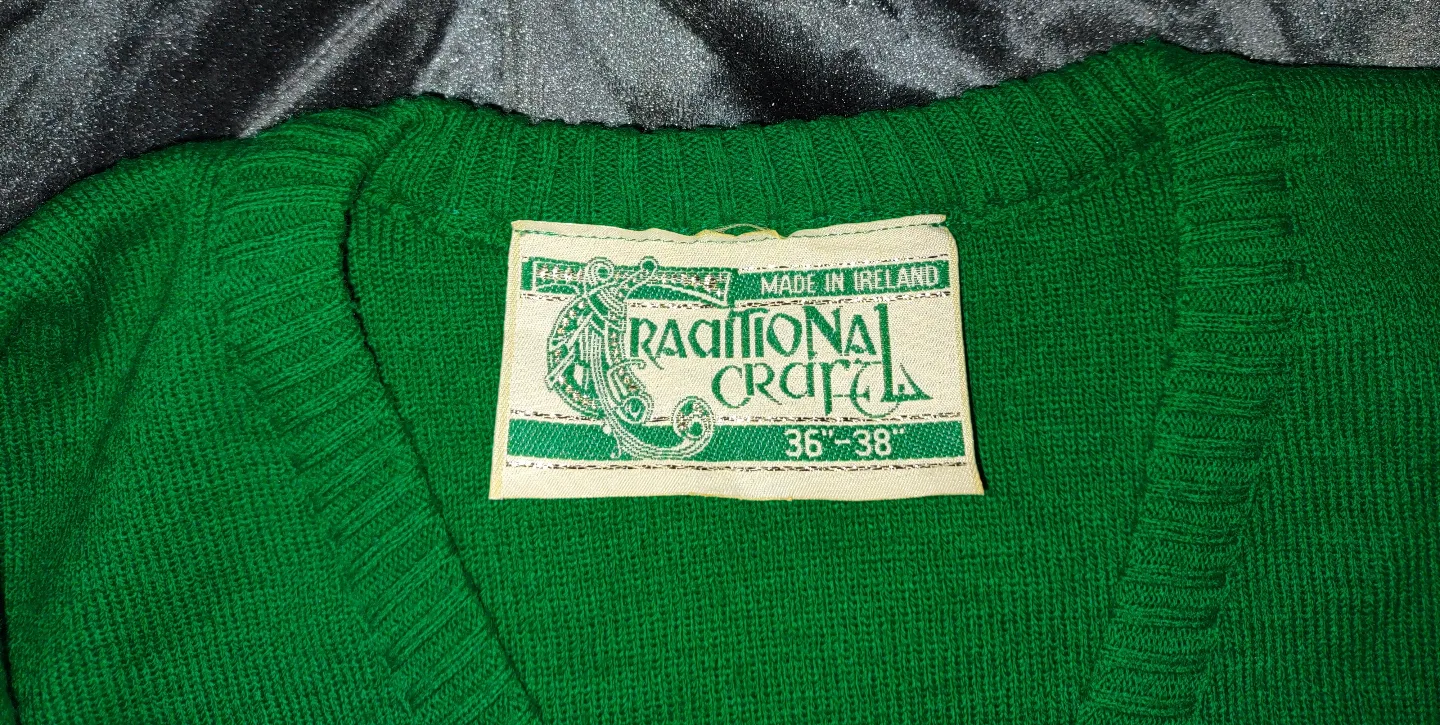 Vintage Ireland Traditional Craft V-Neck Sweater image indicator(6)