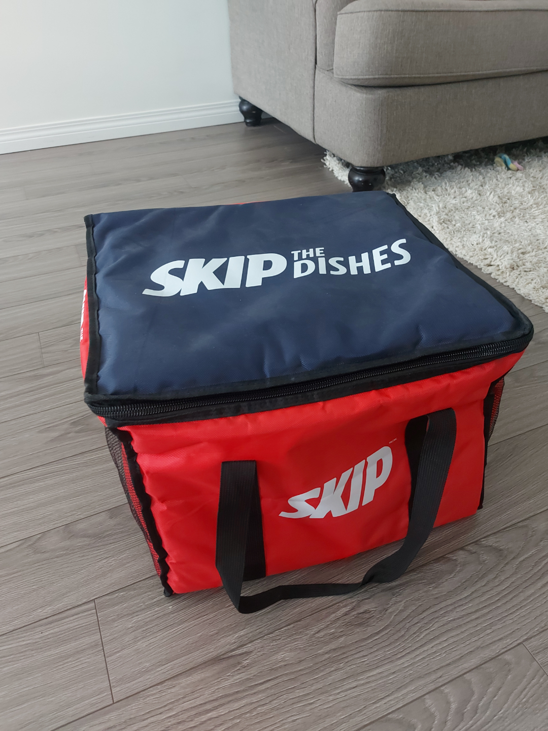SkipTheDishes Delivery Bag