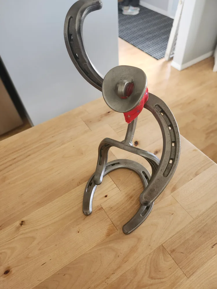 Horseshoe Cowboy Figurine image indicator(4)