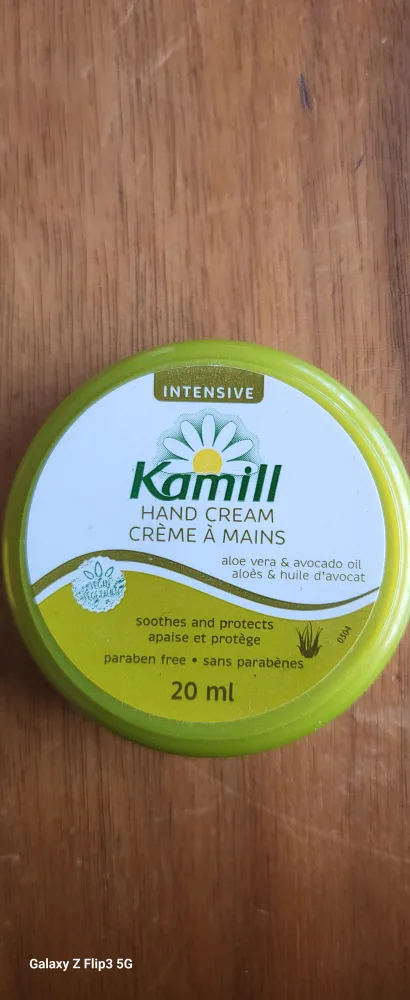 Hand Cream and Lip Balm 💚 image indicator(2)