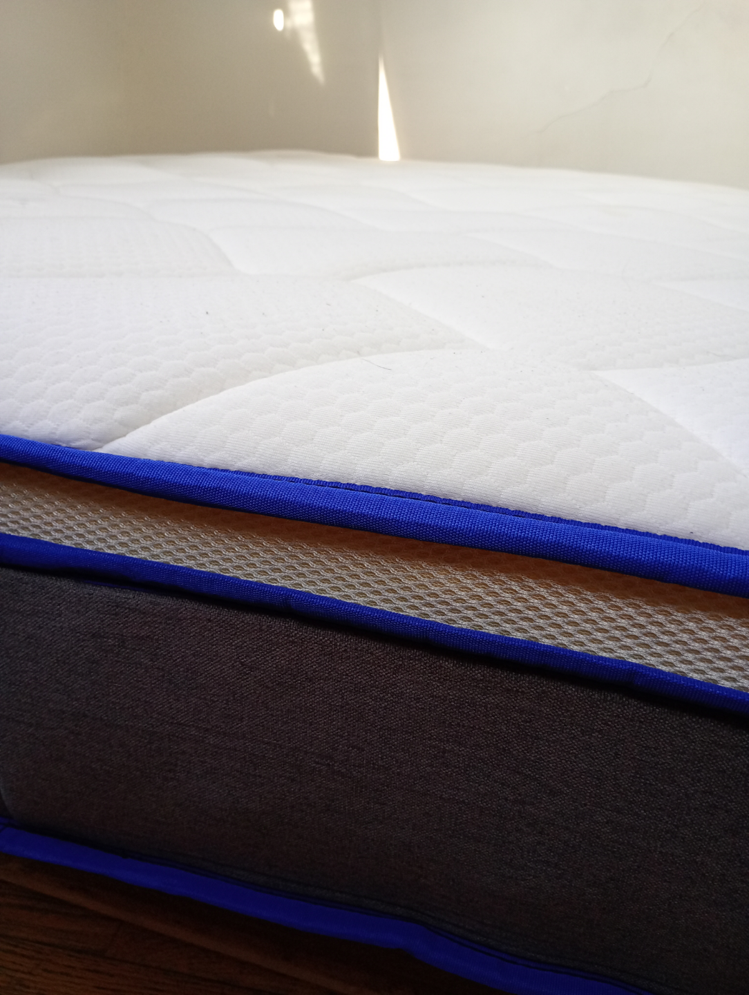 Queen Mattress - photo 3